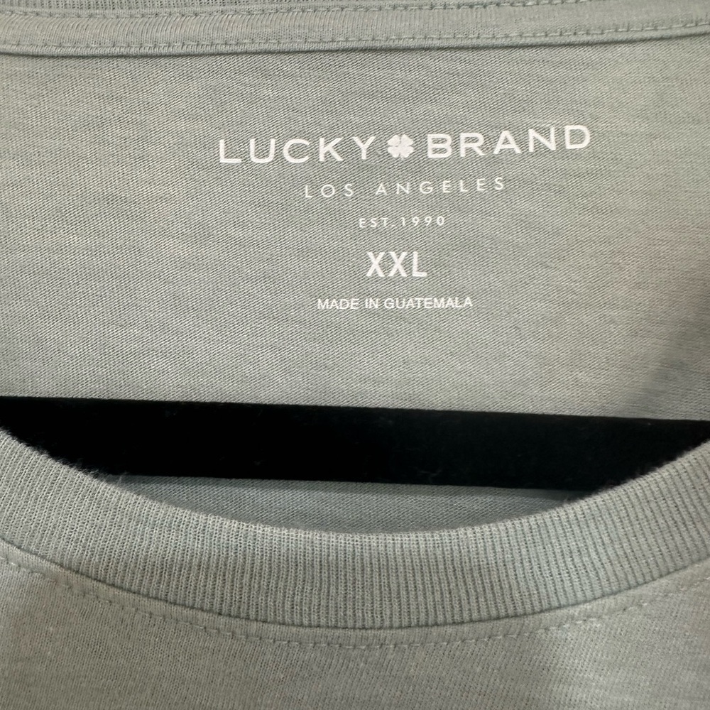 Lucky brand men’s light weight short sleeve green graphic T-shirt. Size … - Picture 4 of 7